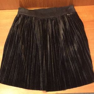 Black skirt